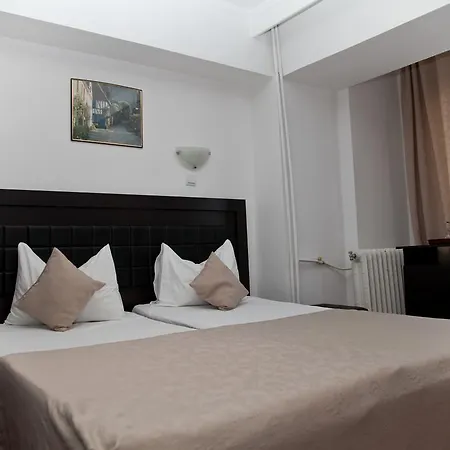 Metropol 2*