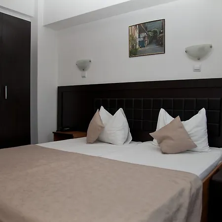 Hotell Metropol 2*